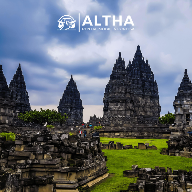 Wisata Candi Prambanan