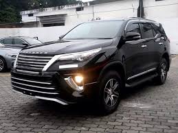 Sewa Mobil Fortuner Solo